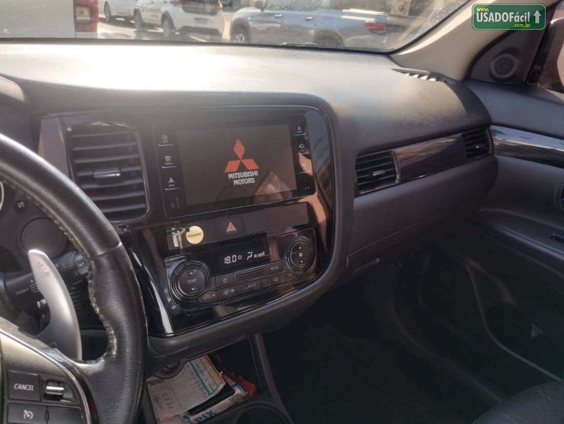 Mitsubishi Outlander 2.0 Automático 2015/2016 — foto 6 de 23