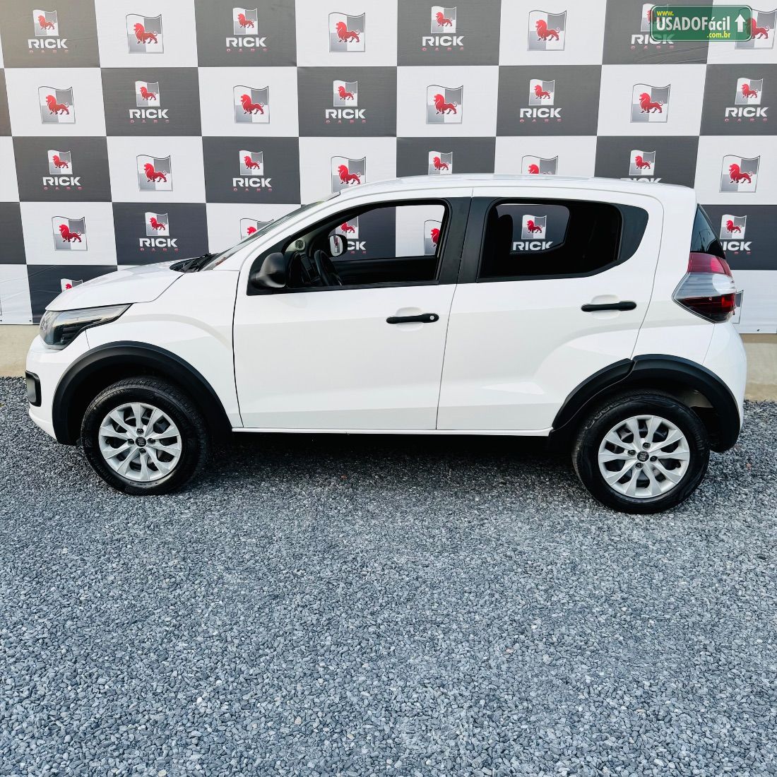 Fiat Mobi Like Flex 2022/2023 — foto 10 de 22