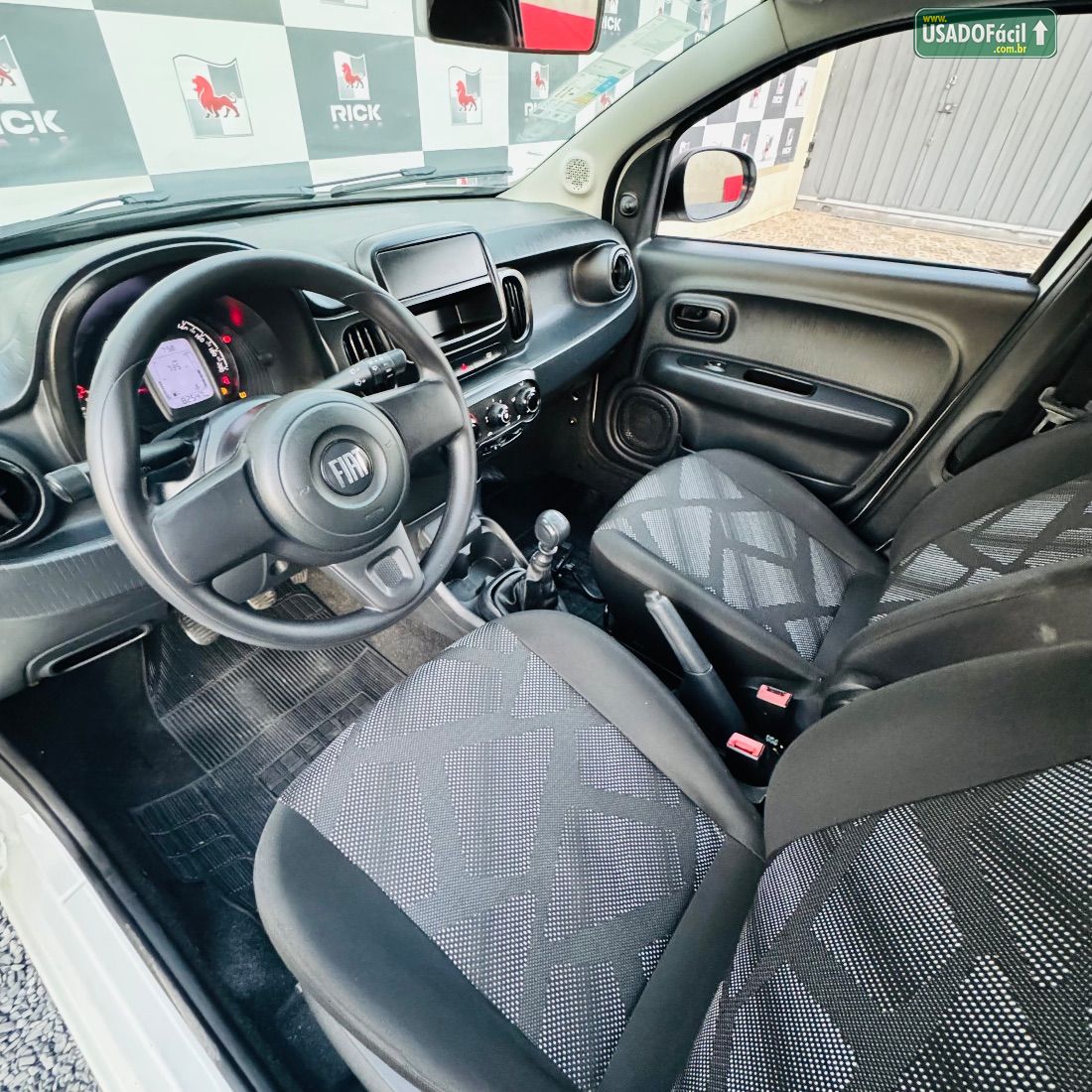 Fiat Mobi Like Flex 2022/2023 — foto 12 de 22