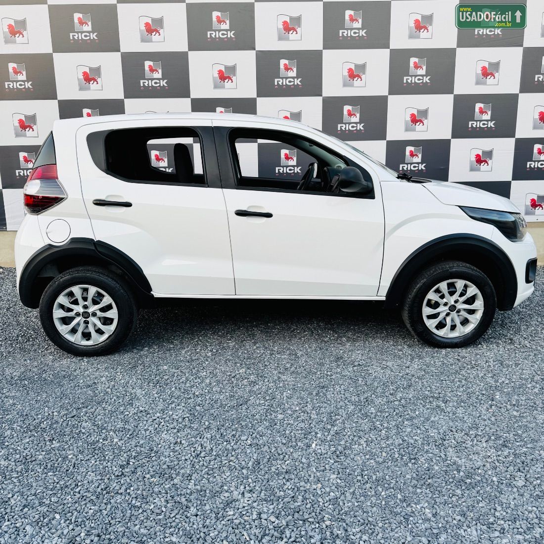 Fiat Mobi Like Flex 2022/2023 — foto 9 de 22