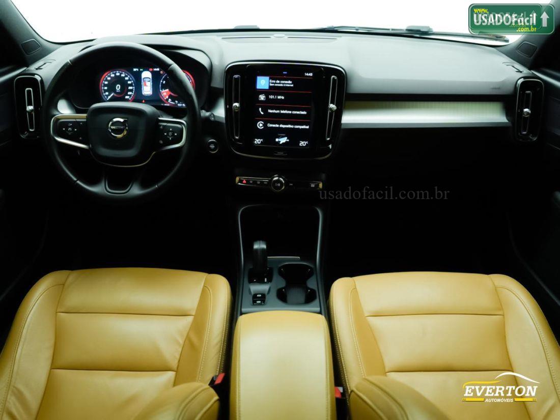 VOLVO Volvo XC 40 T-5 Momentum 2.0 252cv AWD 2019/2020 — foto 20 de 23