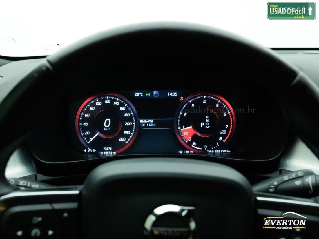 VOLVO Volvo XC 40 T-5 Momentum 2.0 252cv AWD 2019/2020 — foto 23 de 23
