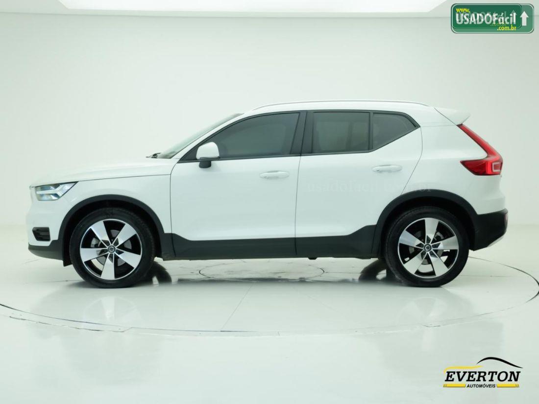 VOLVO Volvo XC 40 T-5 Momentum 2.0 252cv AWD 2019/2020 — foto 7 de 23