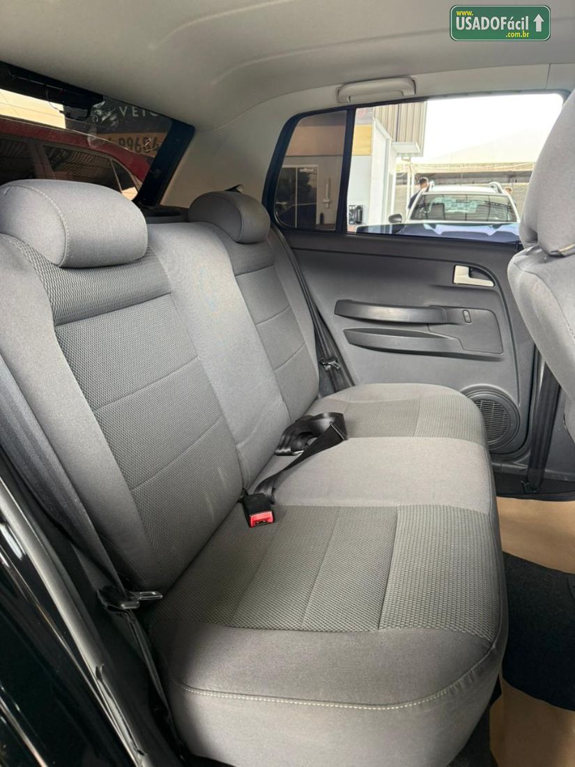 Volkswagen CrossFox 1.6 Mi Total Flex 2008/2009 — foto 5 de 11