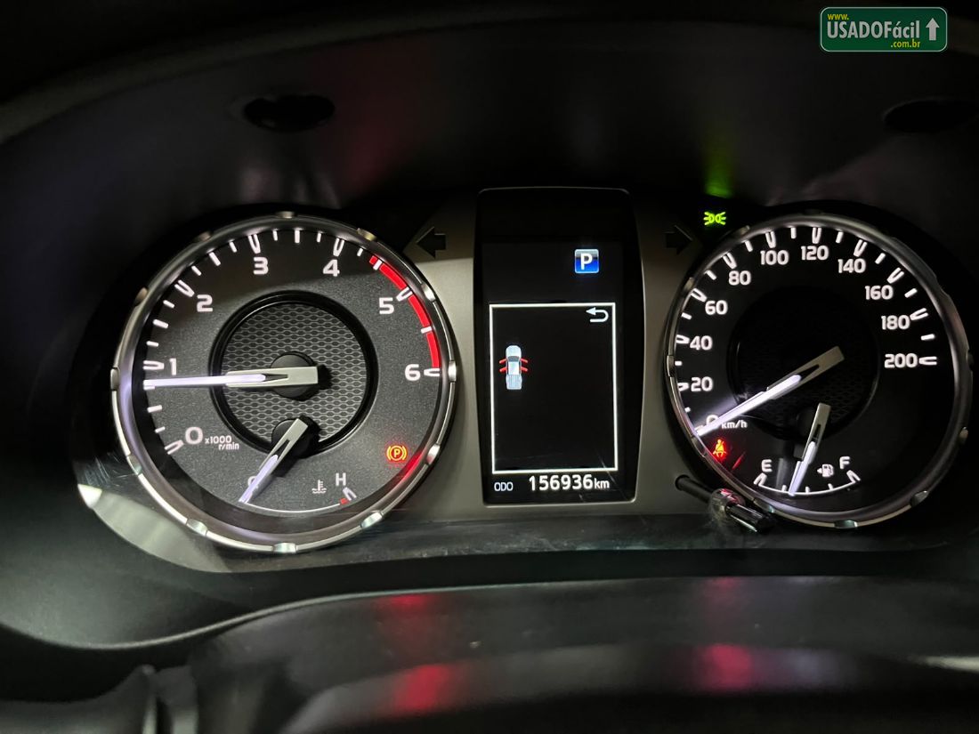 Toyota Hilux SRX CD 2.8 4x4 TDI Automático Diesel 2021/2022 — foto 9 de 20