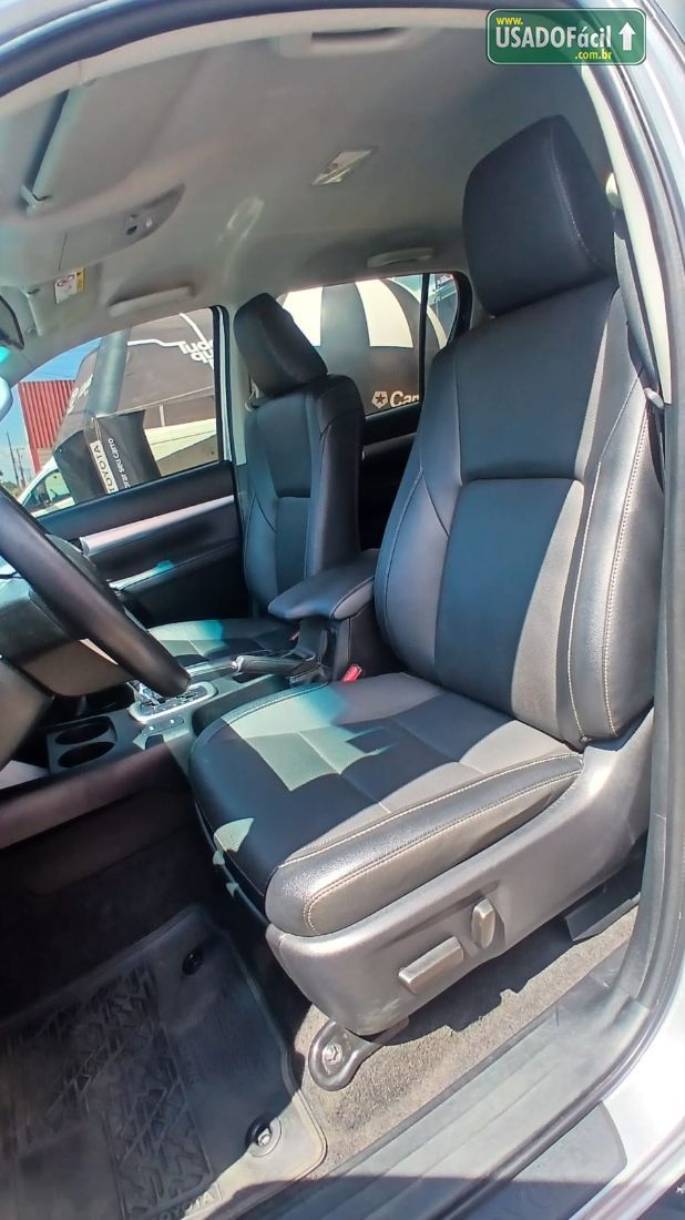 Toyota Hilux SRX CD 2.8 4x4 TDI Automático Diesel 2025/2025 — foto 11 de 18