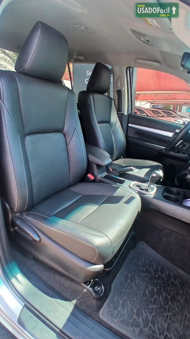 Toyota Hilux SRX CD 2.8 4x4 TDI Automático Diesel 2025/2025 — foto 14 de 18