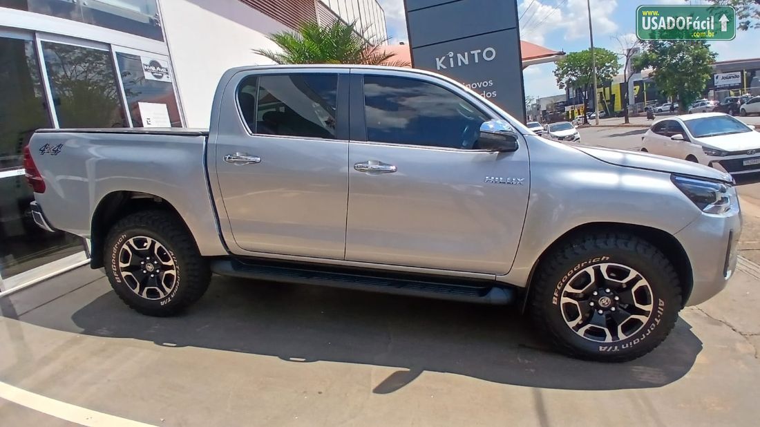 Toyota Hilux SRX CD 2.8 4x4 TDI Automático Diesel 2025/2025 — foto 3 de 18