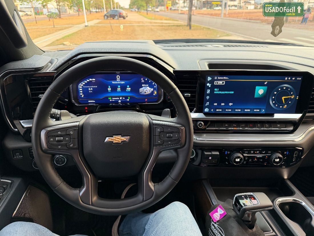 CHEVROLET/GM Silverado High Country 5.3 V8 AWD Automático 2024/2024 — foto 14 de 19