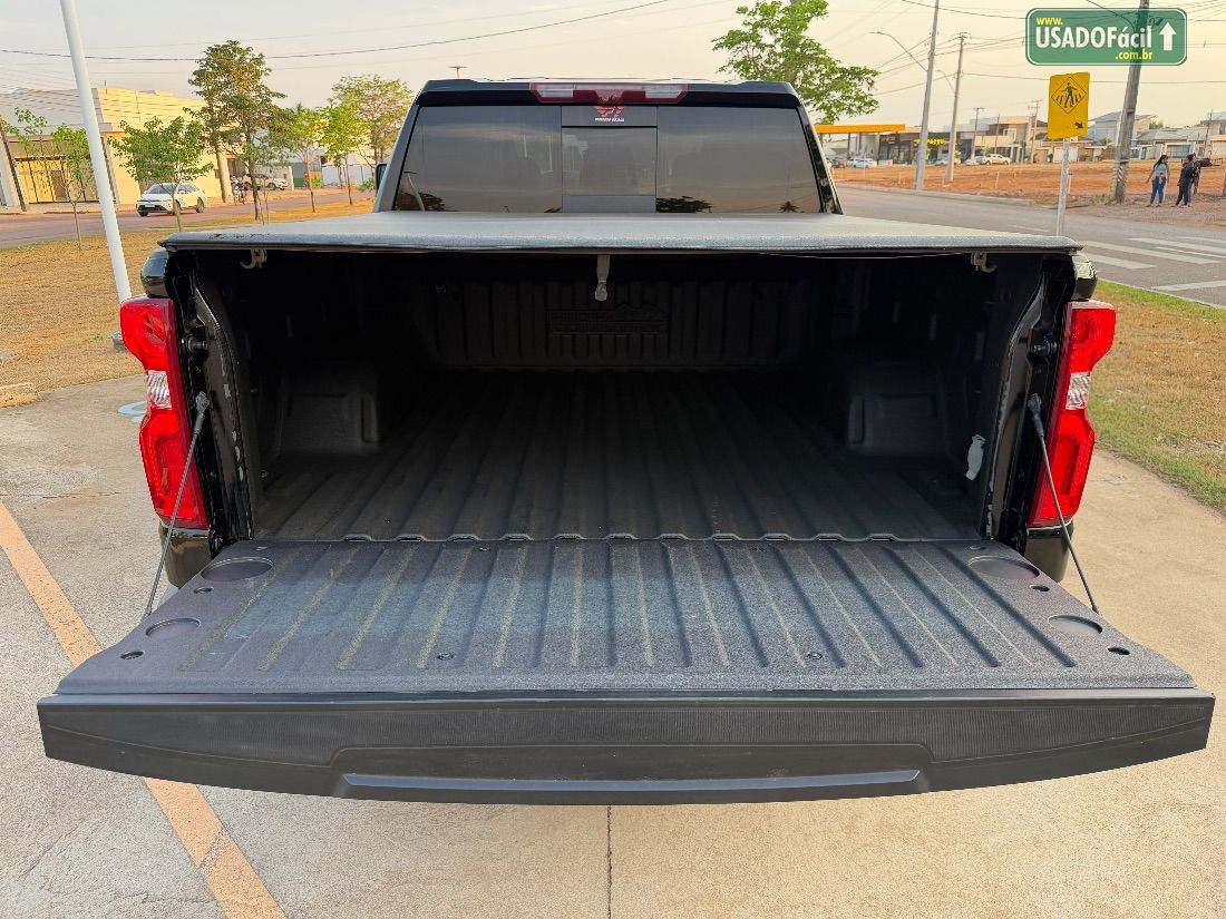 CHEVROLET/GM Silverado High Country 5.3 V8 AWD Automático 2024/2024 — foto 19 de 19
