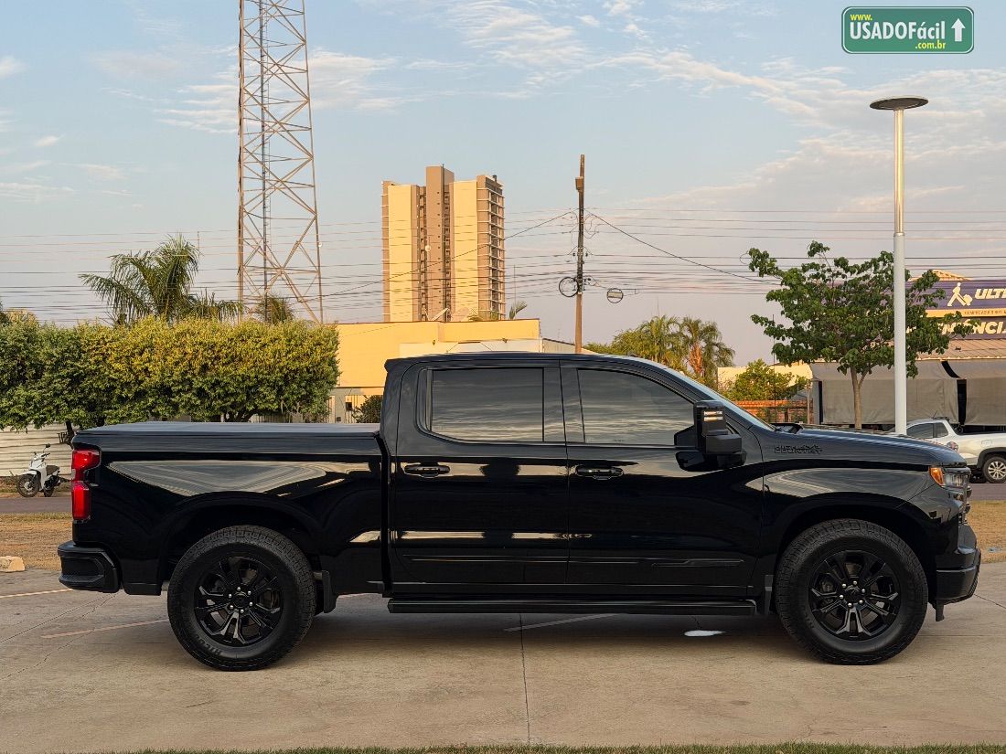 CHEVROLET/GM Silverado High Country 5.3 V8 AWD Automático 2024/2024 — foto 7 de 19