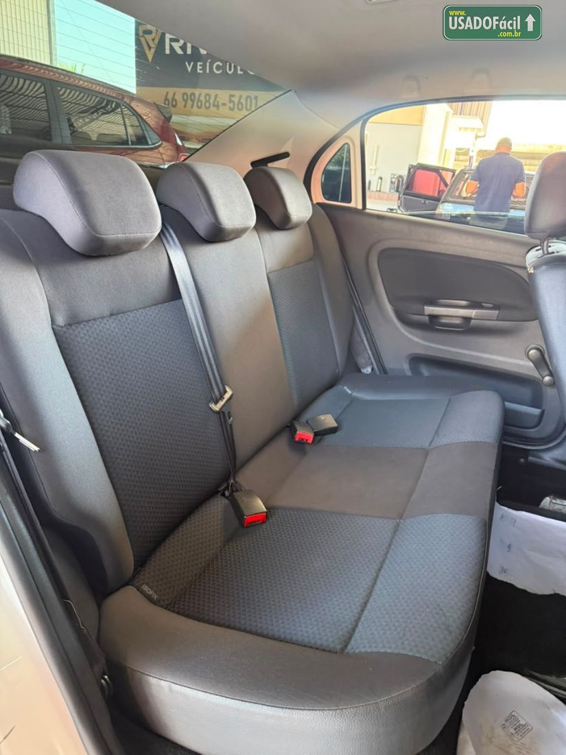 Volkswagen Voyage 1.6 MSi Automático Flex 2021/2022 — foto 9 de 11
