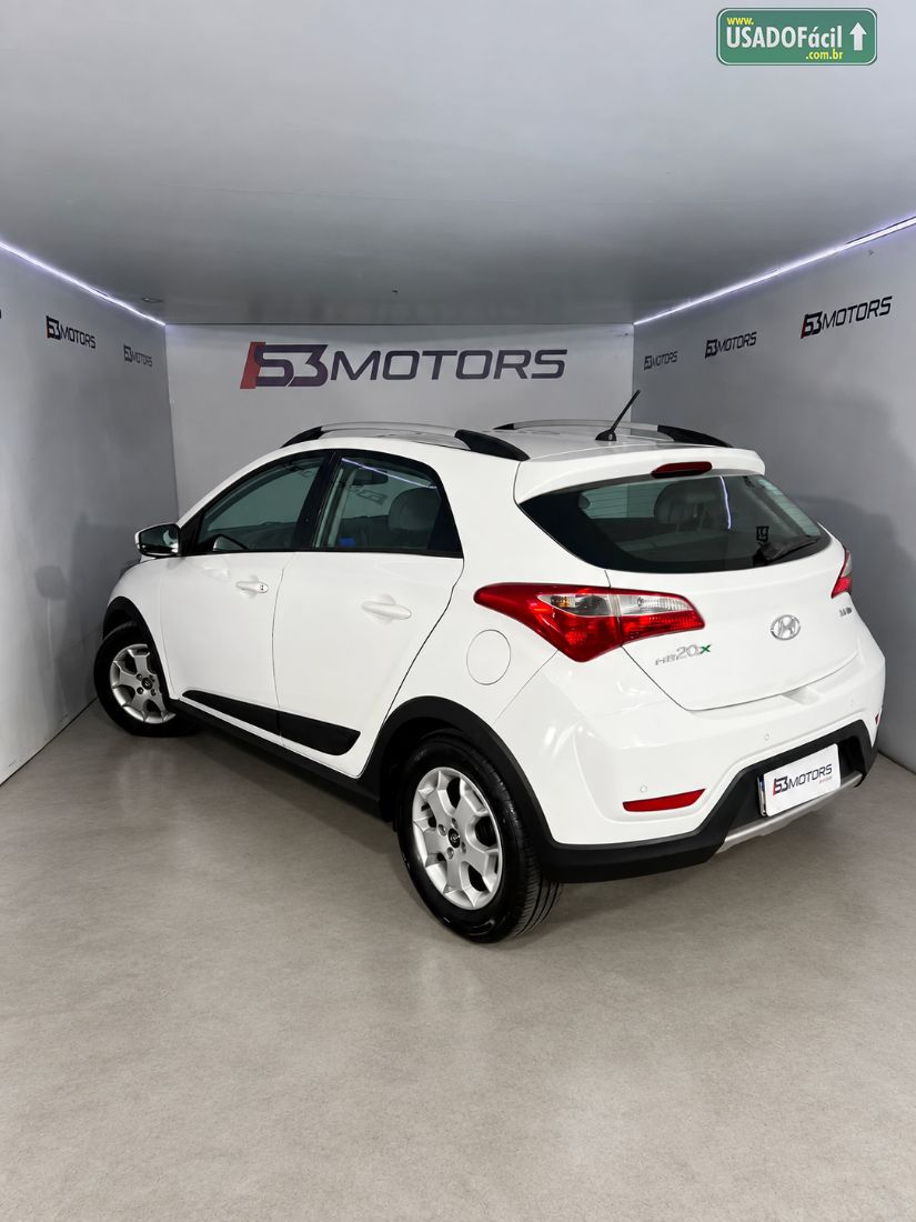 Hyundai HB20X Hatch Premium 1.6 Automático Flex 2013/2014 — foto 4 de 7