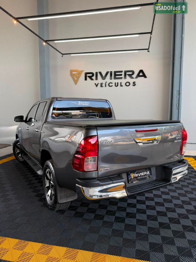 Toyota Hilux SRX CD 2.8 4x4 TDI Automático Diesel 2020/2020 — foto 10 de 11