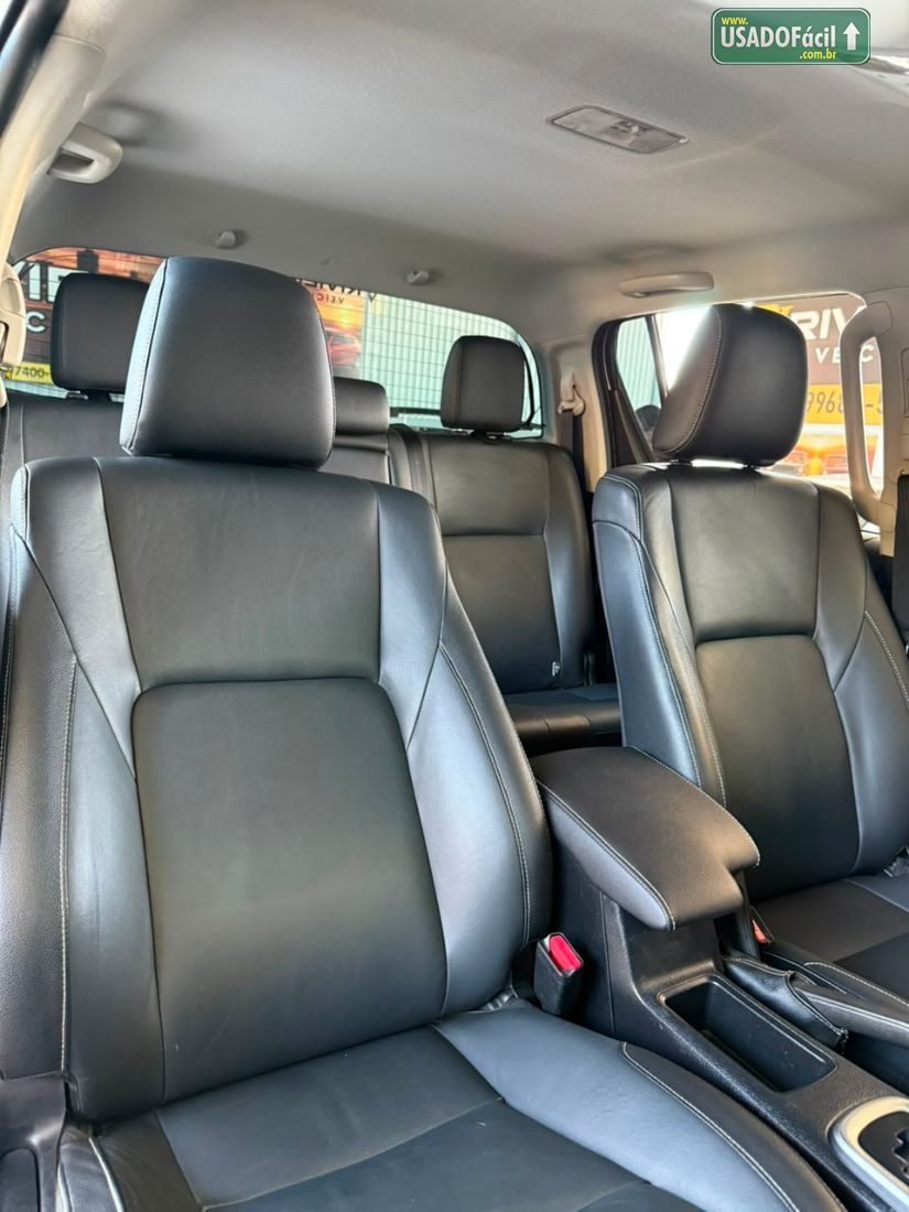 Toyota Hilux SRV CD 2.8 4x4 TDI Automático Diesel 2016/2016 — foto 11 de 11