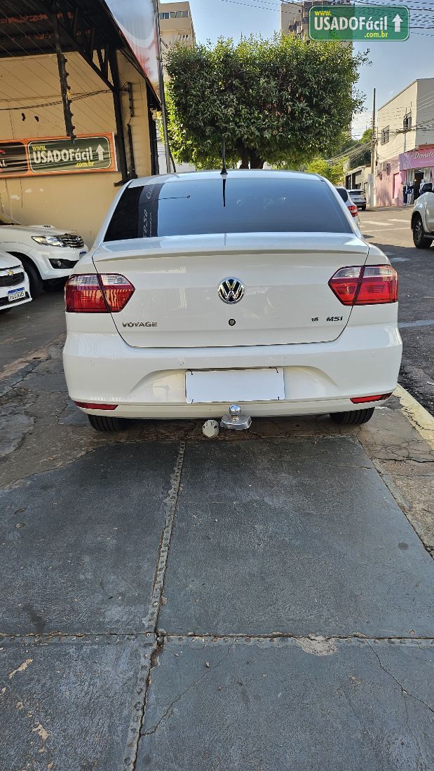 Volkswagen Voyage Comfortline 1.6 Total Flex 2015/2015 — foto 5 de 6
