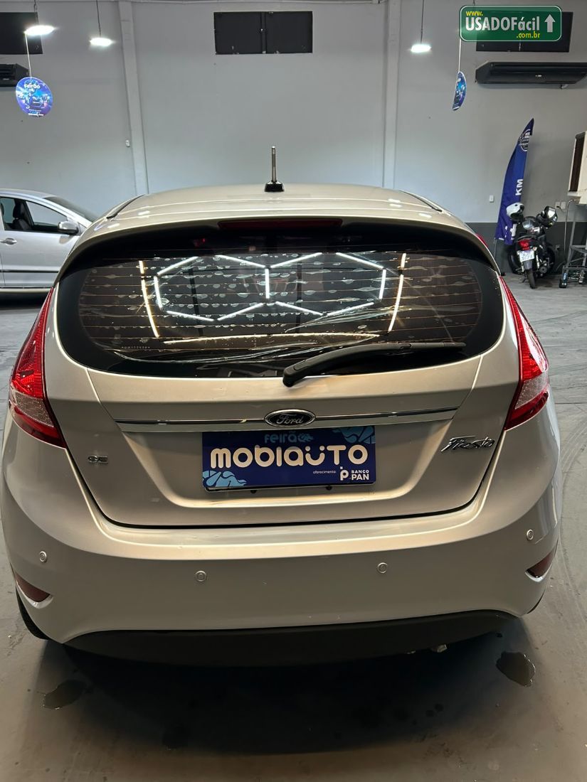 Ford Fiesta Hatch 1.6 Mecânico Flex 5P 2012/2013 — foto 5 de 8