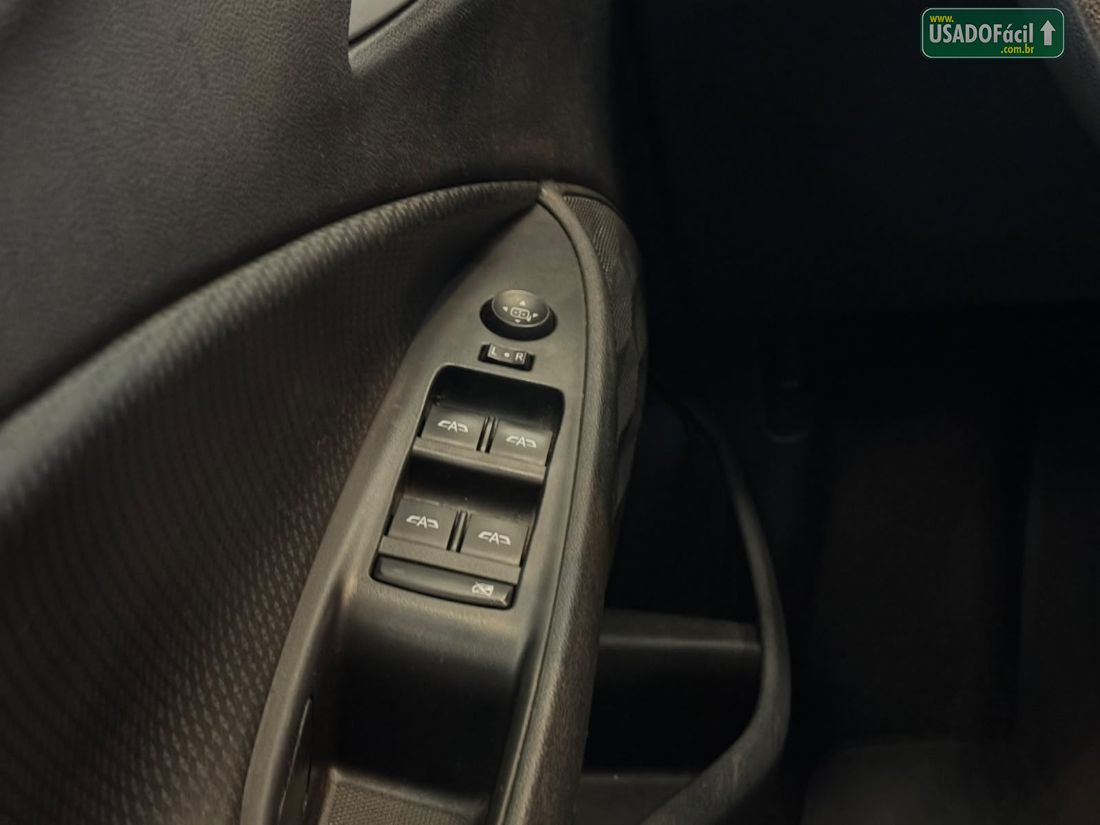 CHEVROLET/GM Onix Hatch LT 1.0 Mecânico Flex 2020/2021 — foto 14 de 15
