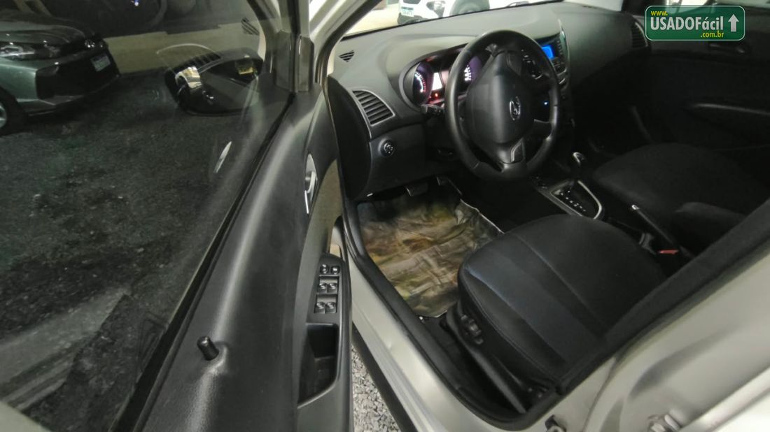 Hyundai HB20X Hatch Style 1.6 Automático Flex 2013/2014 — foto 10 de 15