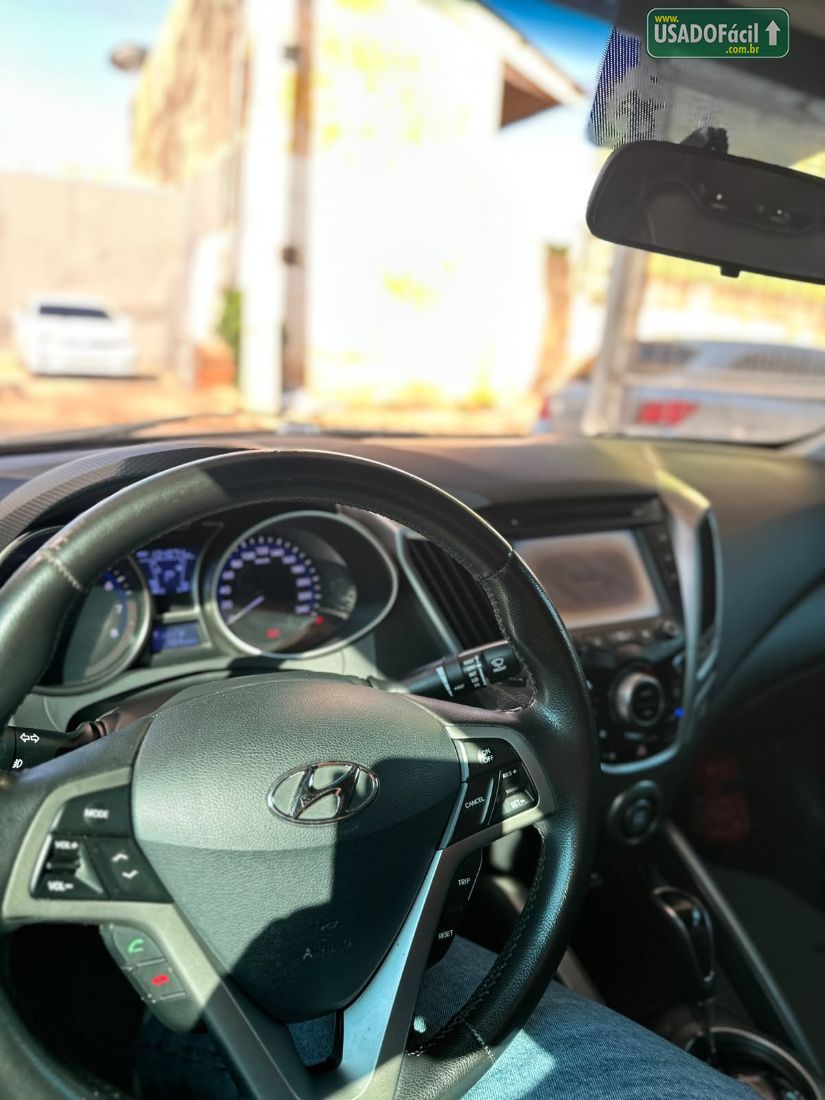 Hyundai Veloster 1.6 16V 140cv Automático 2012/2013 — foto 9 de 13