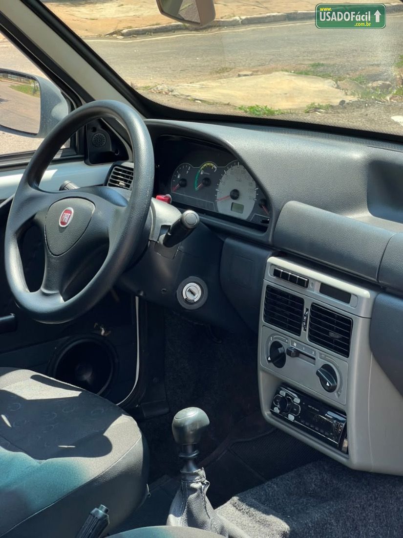 Fiat Uno Mille Fire 1.0 2P 2013/2013 — foto 8 de 10
