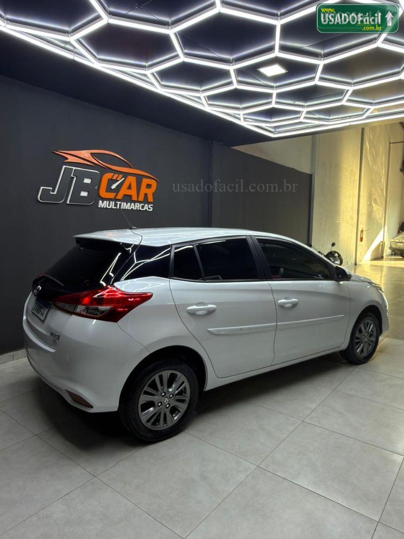 TOYOTA Yaris Hatch XL Plus Connect 1.5 Automático Flex 2021/2022 — foto 4 de 10