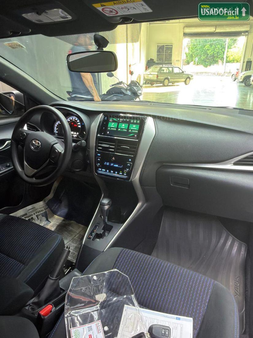 TOYOTA Yaris Hatch XL Plus Connect 1.5 Automático Flex 2021/2022 — foto 8 de 10