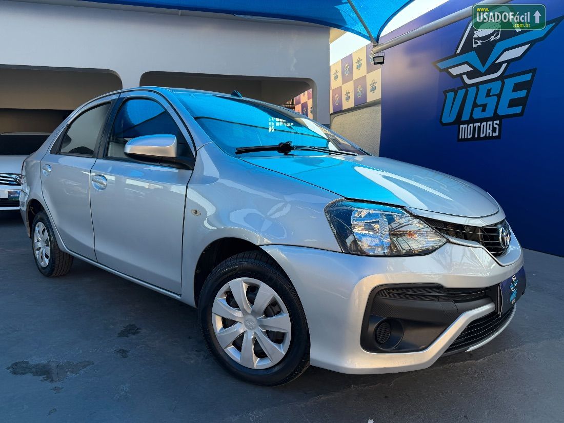Toyota Etios Sedan XS 1.5 Mecânico Flex 2017/2018 — foto 3 de 9