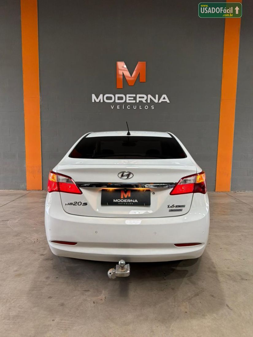 Hyundai HB20 Hatch Premium 1.6 Automático Flex 2015/2015 — foto 2 de 15