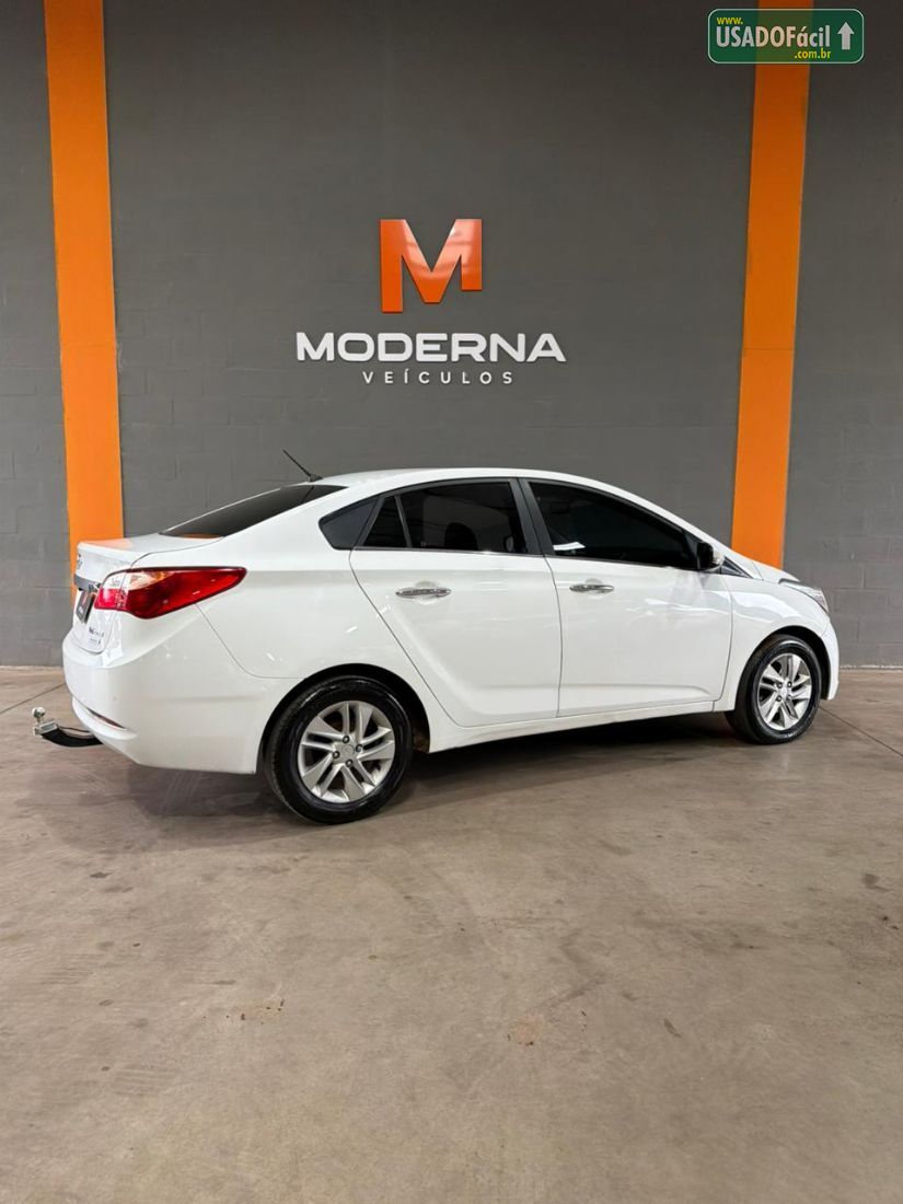 Hyundai HB20 Hatch Premium 1.6 Automático Flex 2015/2015 — foto 6 de 15