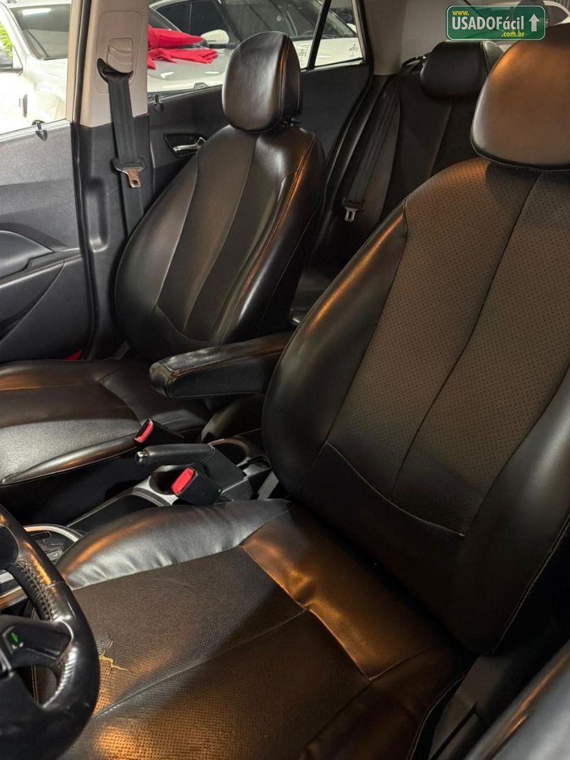 Hyundai HB20 Hatch Premium 1.6 Automático Flex 2015/2015 — foto 8 de 15