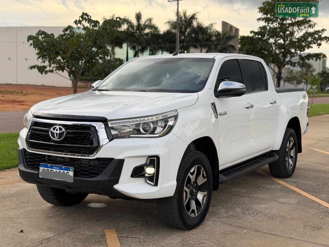 Toyota Hilux SRX CD 2.8 4x4 TDI Automático Diesel 2018/2019 — foto 2 de 15