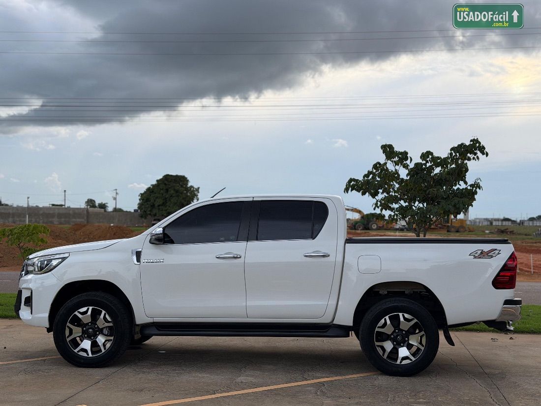 Toyota Hilux SRX CD 2.8 4x4 TDI Automático Diesel 2018/2019 — foto 4 de 15