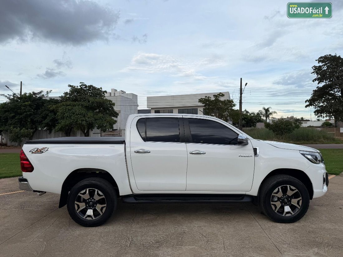Toyota Hilux SRX CD 2.8 4x4 TDI Automático Diesel 2018/2019 — foto 7 de 15