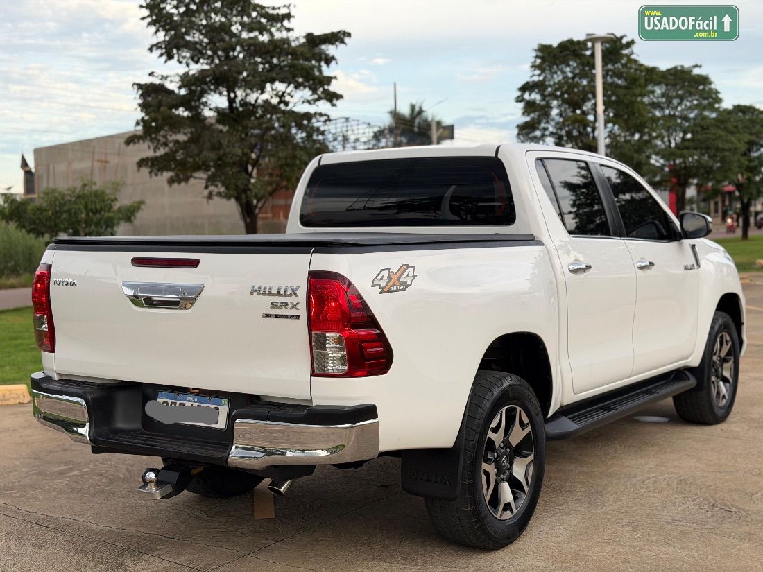 Toyota Hilux SRX CD 2.8 4x4 TDI Automático Diesel 2018/2019 — foto 8 de 15