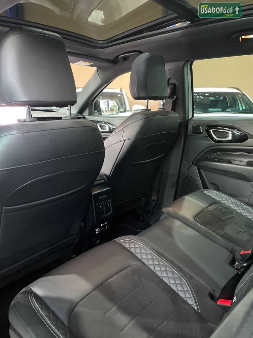 Jeep Commander Overland TD380 2.0 4x4 Automático Diesel 2024/2024 — foto 9 de 12