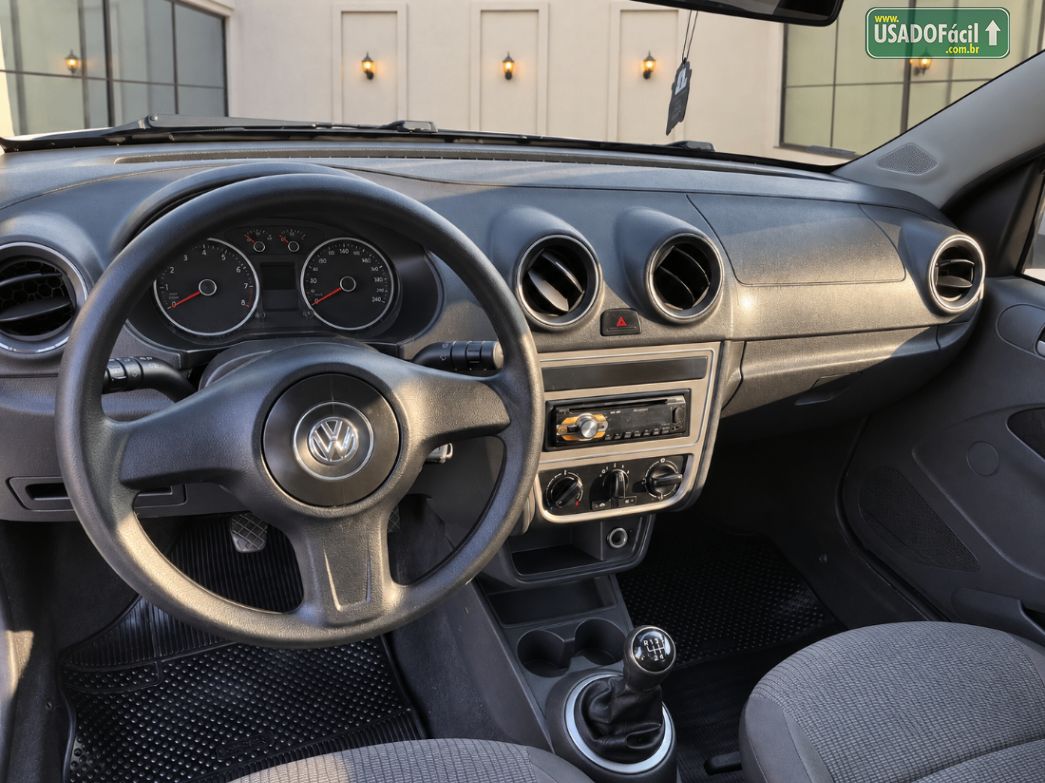 Volkswagen Saveiro CS 1.6 Mi Total Flex 2013/2014 — foto 7 de 8