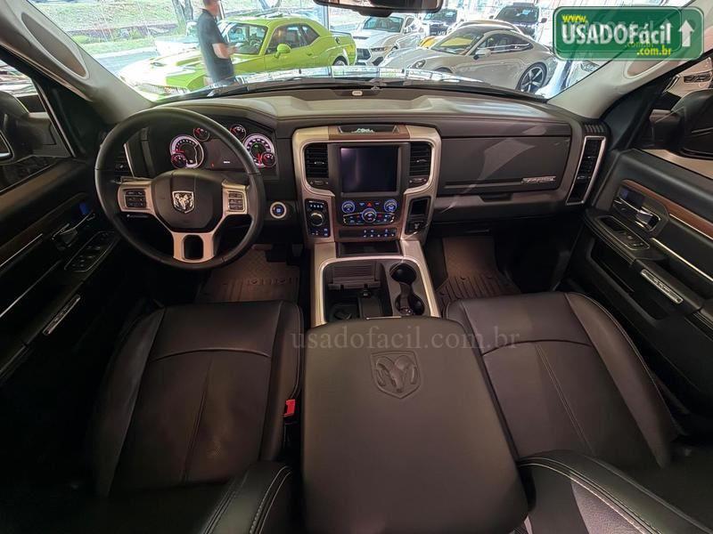 RAM Ram Classic Laramie Night Edition 5.7 4X4 Automático 2022/2022 — foto 8 de 14