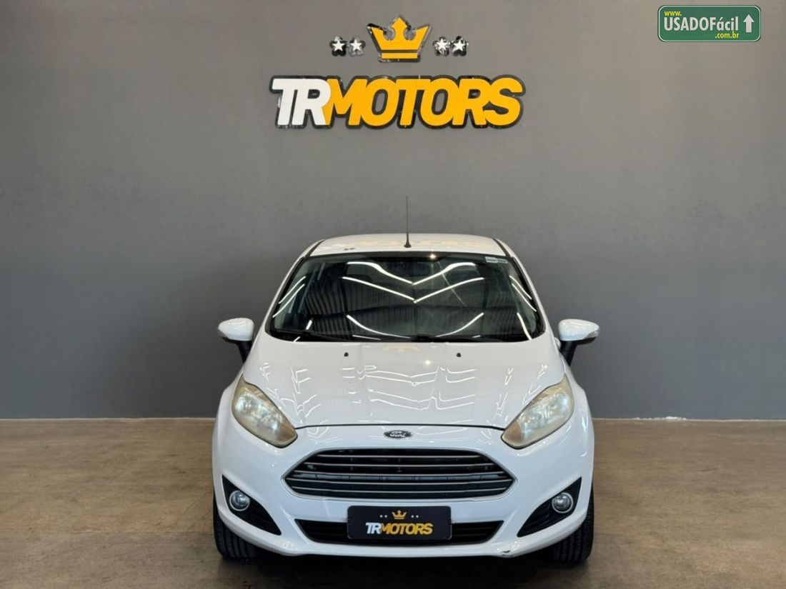 Ford Fiesta Hatch 1.6 Automático 5P Flex 2015/2015 — foto 3 de 8