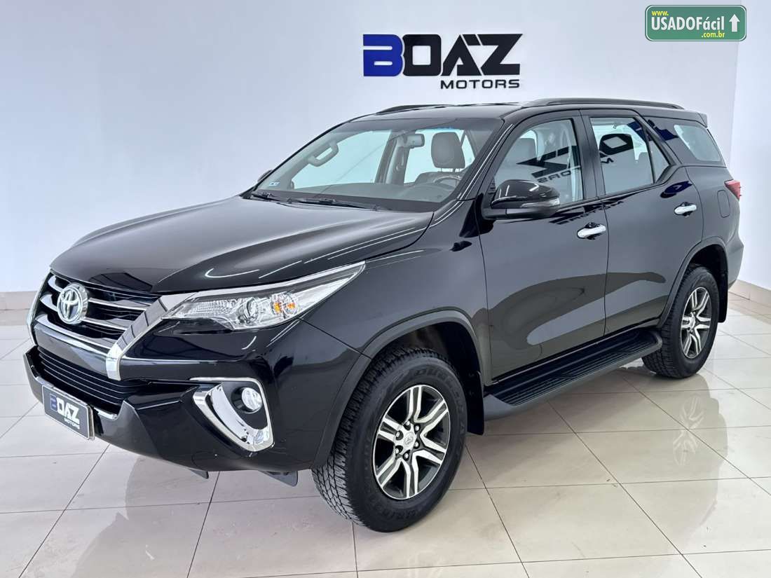 Toyota Hilux SW4 SRV 4x2 2.7 Automático Flex
