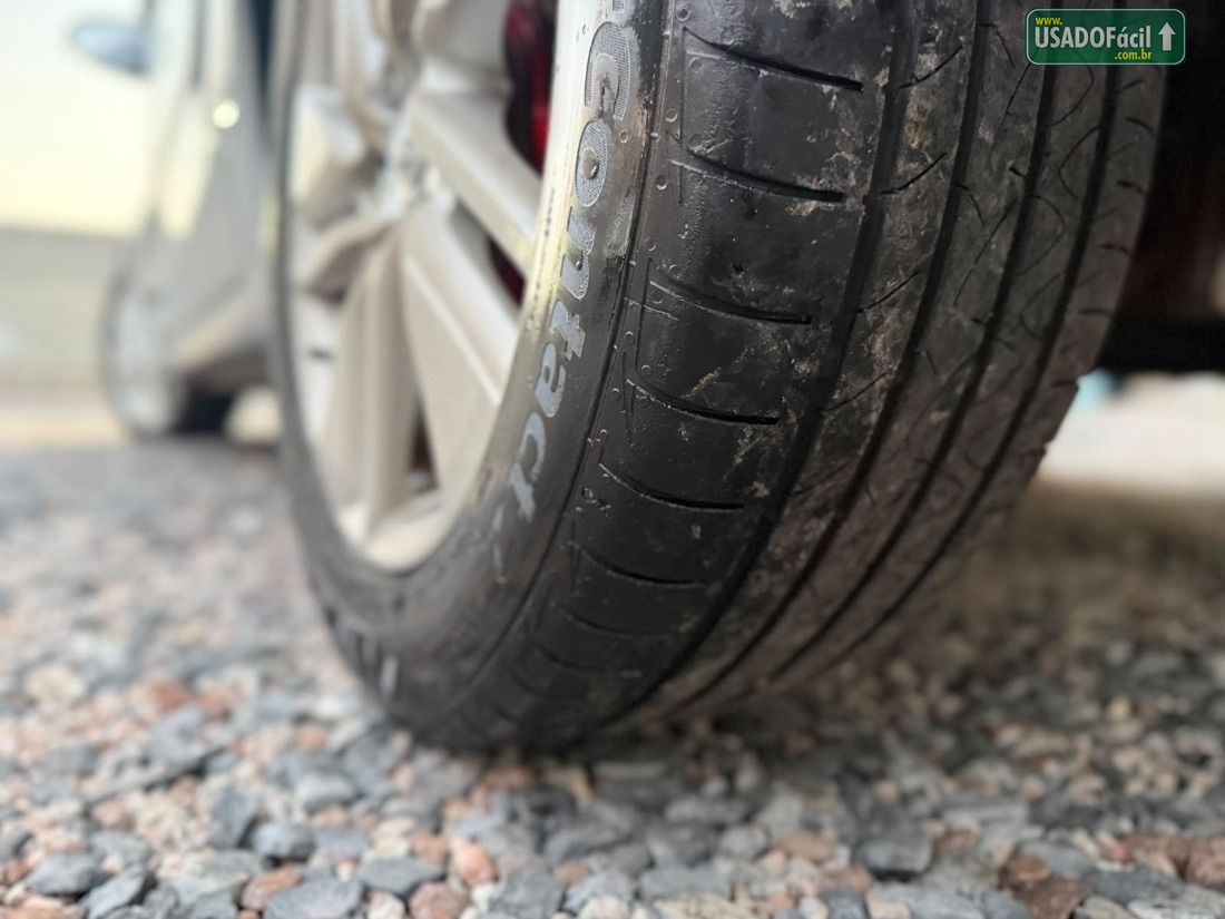 Toyota Corolla GLi 1.8 Automático Flex 2014/2015 — foto 16 de 16