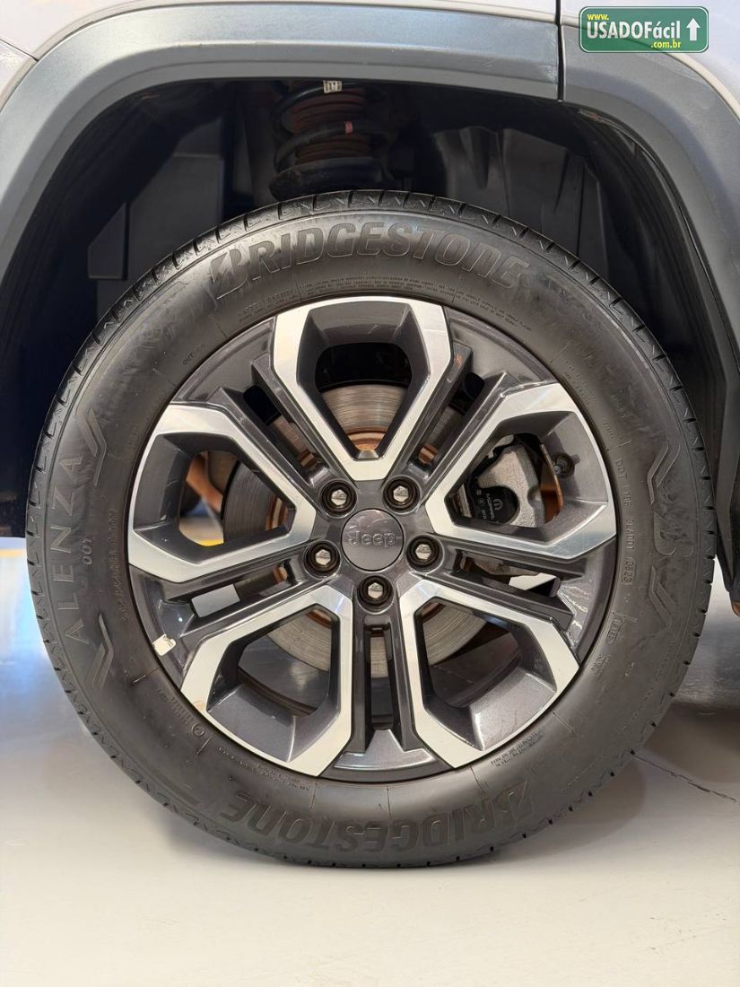 Jeep Commander Limited T270 1.3 Turbo Automático Flex 2023/2023 — foto 10 de 21