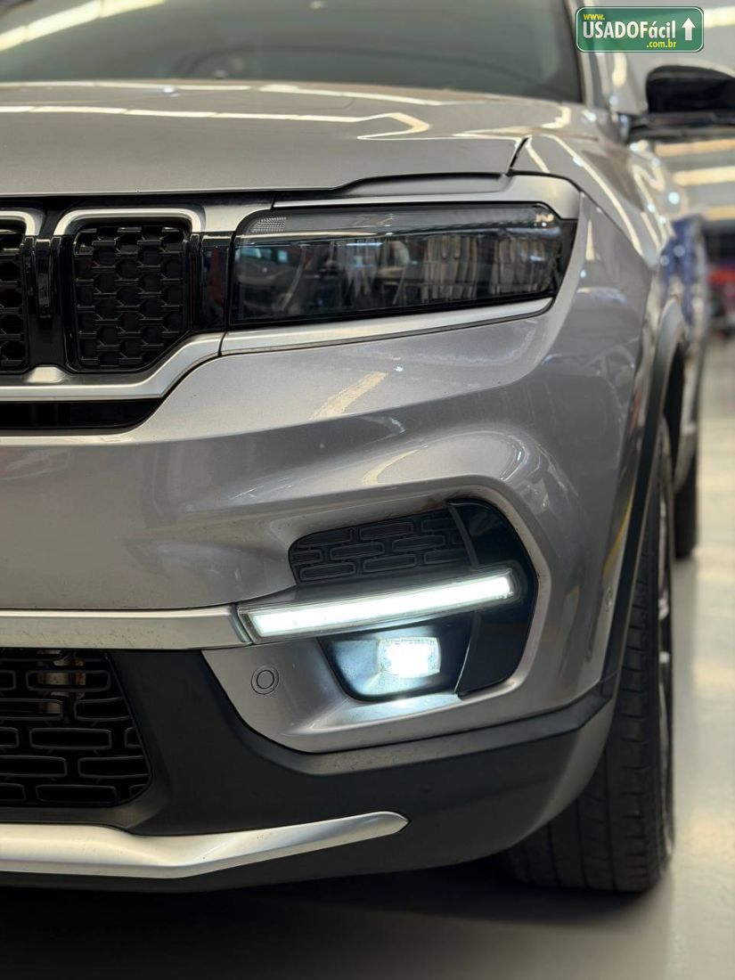 Jeep Commander Limited T270 1.3 Turbo Automático Flex 2023/2023 — foto 8 de 21