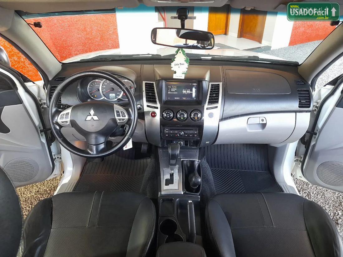 Mitsubishi Pajero HPE 3.5 4x4 Automático Flex 2016/2017 — foto 10 de 17