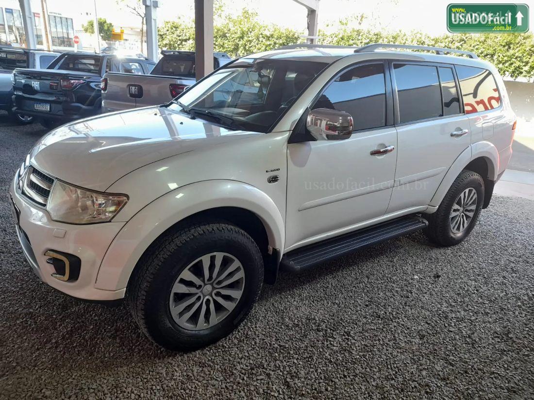 Mitsubishi Pajero HPE 3.5 4x4 Automático Flex 2016/2017 — foto 2 de 17