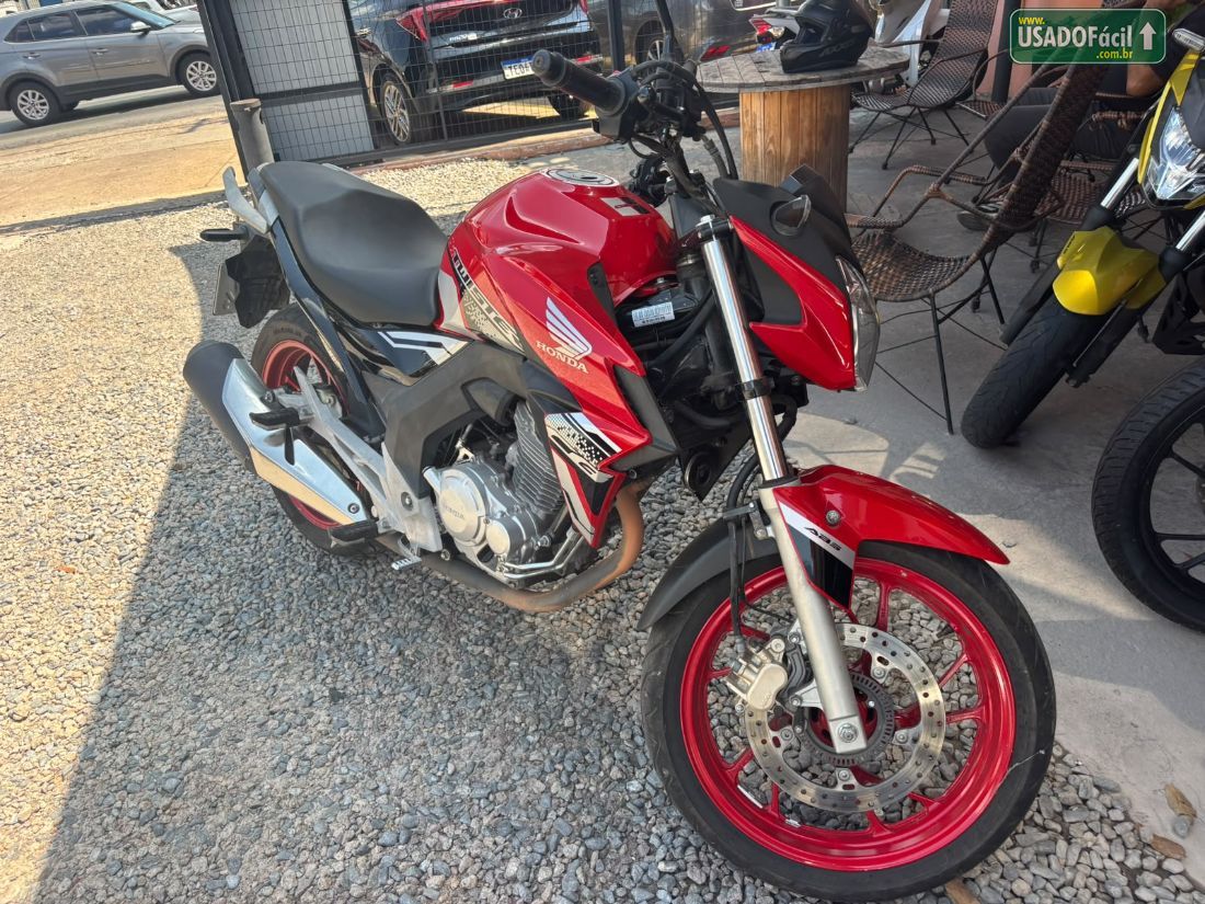 Honda CB 250 Twister 2021/2021 — foto 3 de 5