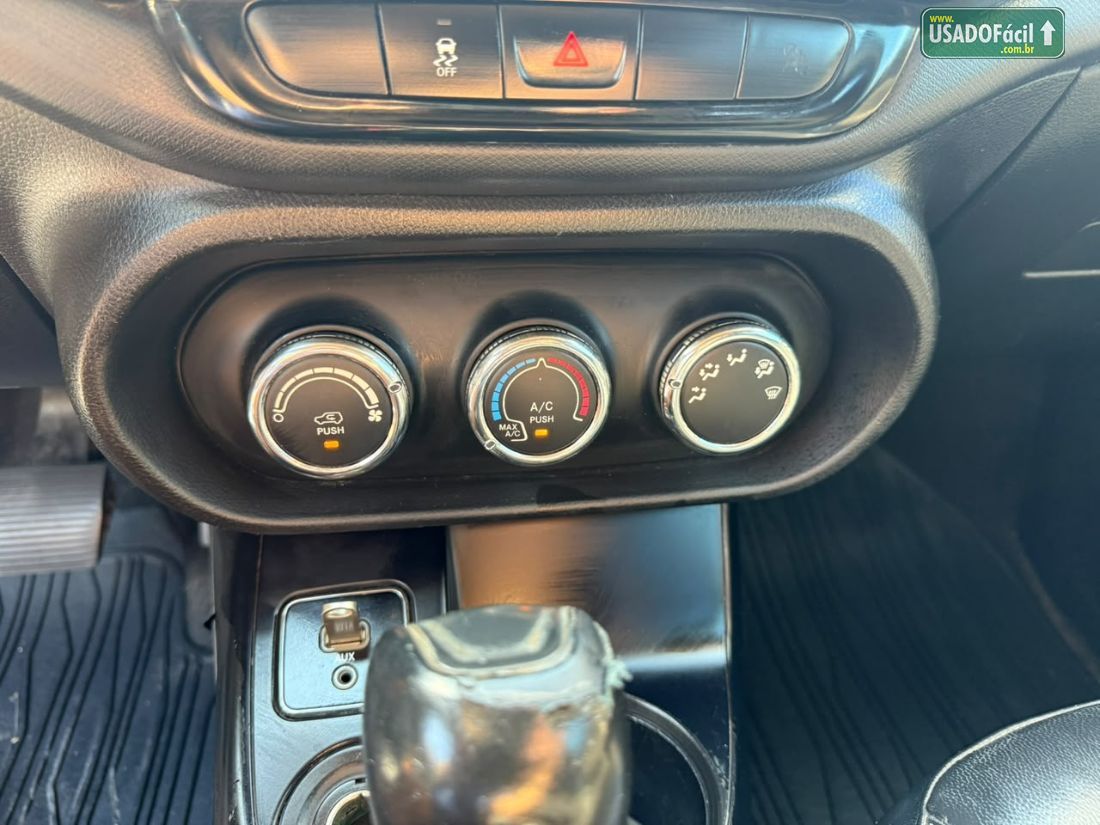 Fiat Toro Freedom 1.8 Automático Flex 2016/2017 — foto 12 de 16