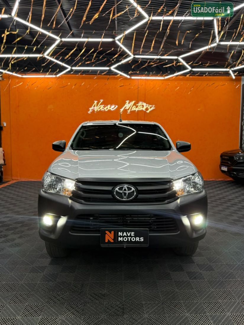 Toyota Hilux CS 4x4 2.8 TDI Automático Diesel 2025/2026 — foto 2 de 14