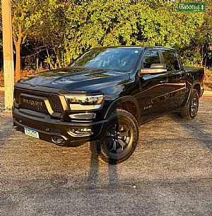 RAM Ram 1500 Rebel Hemi CD 5.7 V8 4x4 Automático
