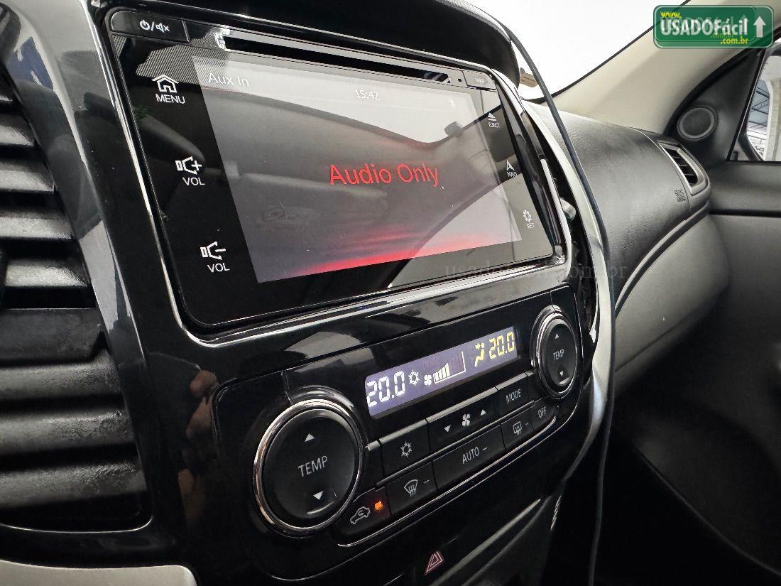Mitsubishi L200 Triton Sport HPE FTP CD 2.4 Automático Diesel 2017/2018 — foto 11 de 12